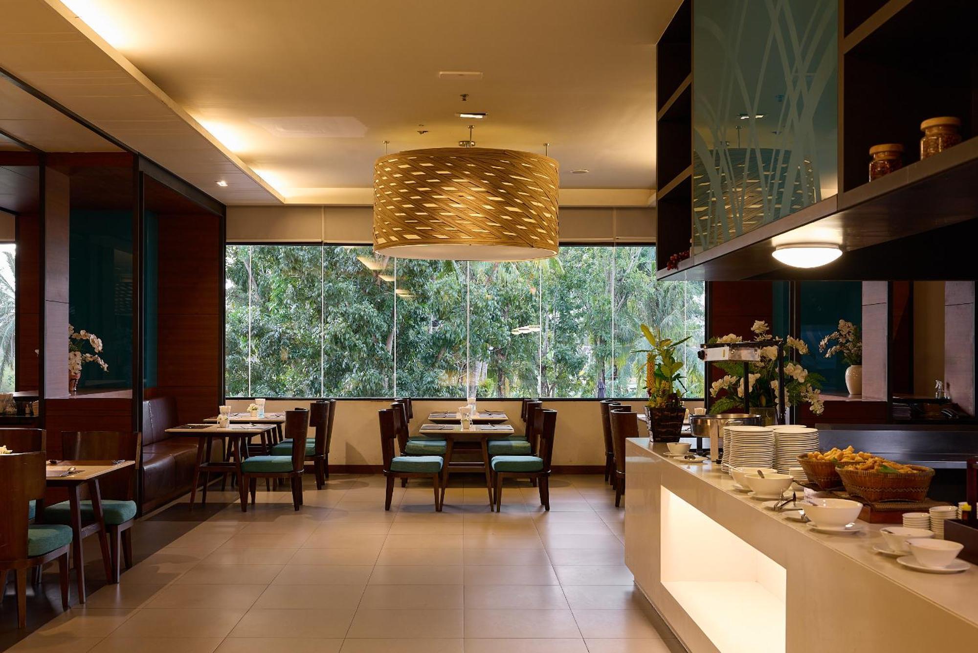 Rua Rasada Hotel - The Ideal Venue For Meetings & Events Транг Екстериор снимка